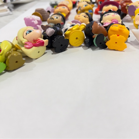 Disney Doorables Figures Lot of 28 Collection 1.5" Many Characters - Picture 5 of 6